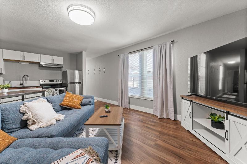 Two-Bedroom Apartment image 4