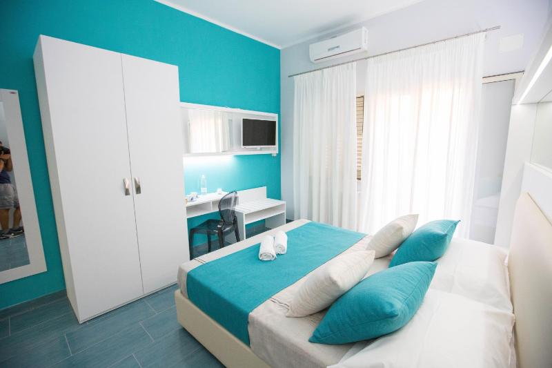 B&b Olas Del Mar - image 37