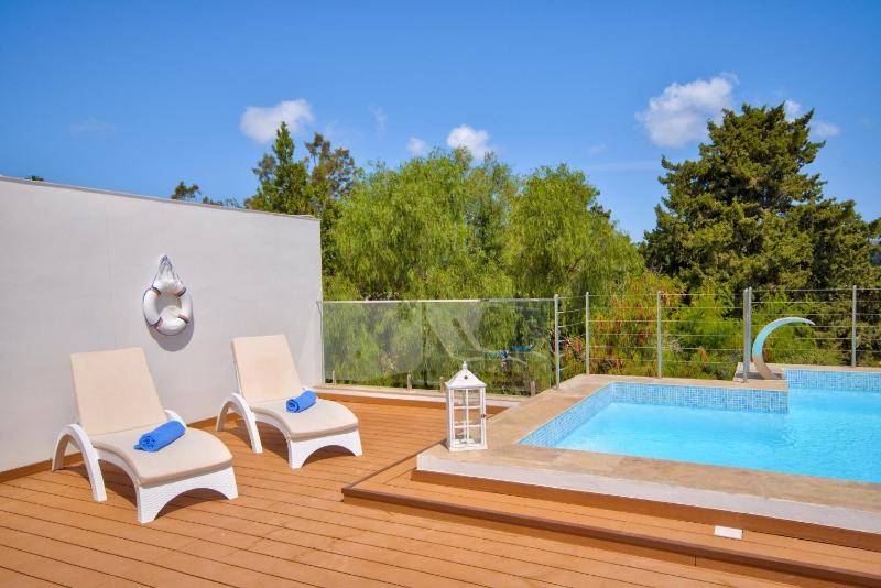 Villa with Private Pool 1 image 4