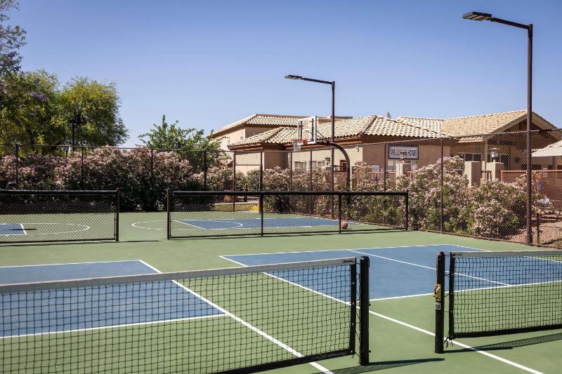 Hilton Vacation Club Scottsdale Villa Mirage - image 18