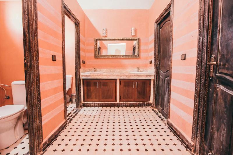 Traditional Riad Merzouga Dunes - image 24