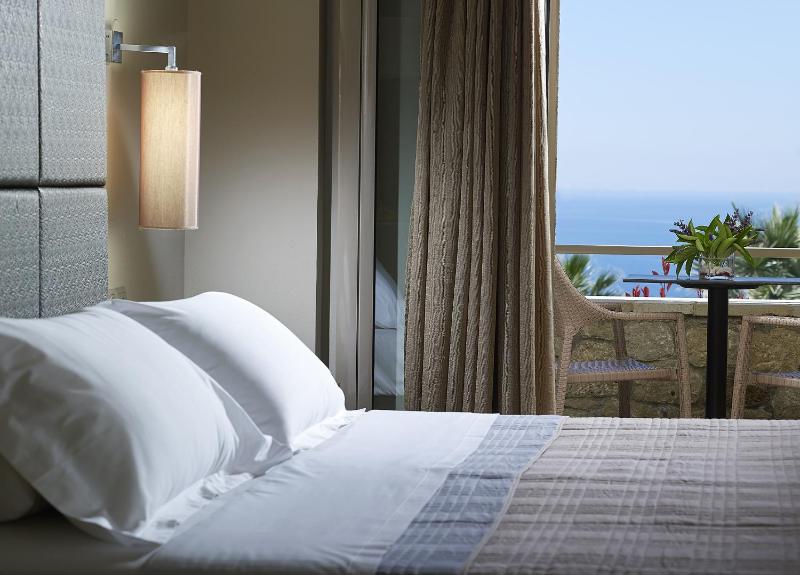 Standard Double Room image 4