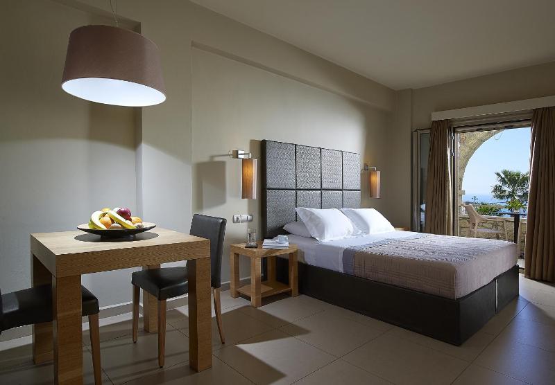 Standard Double Room image 1