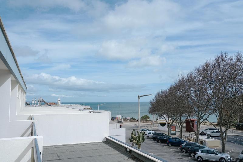 Family Room with Side Sea View image 1