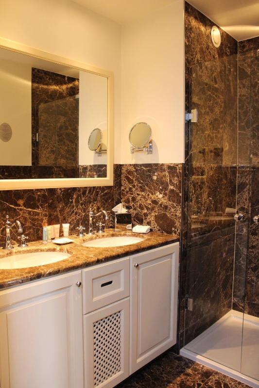 Premium Room image 1