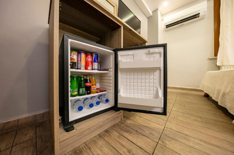 Standard Triple Room image 3