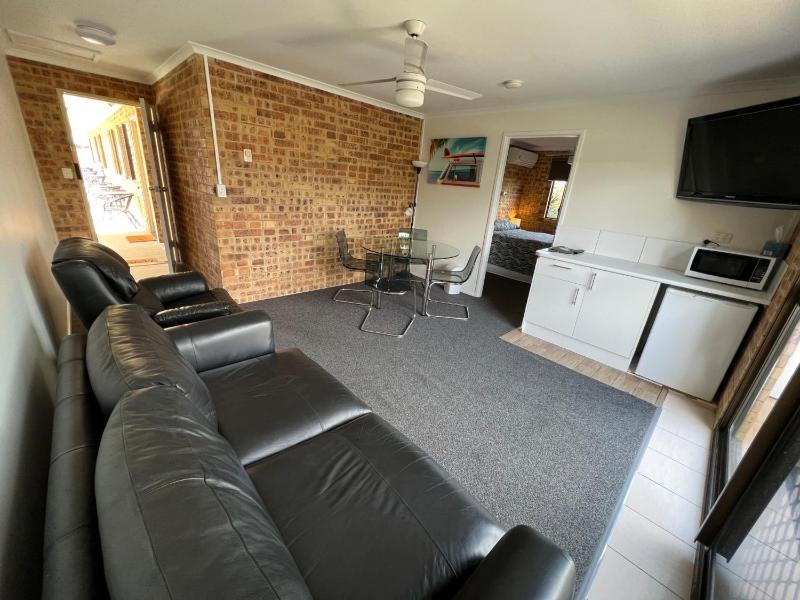 Golden Beach Motor Inn Caloundra - image 41