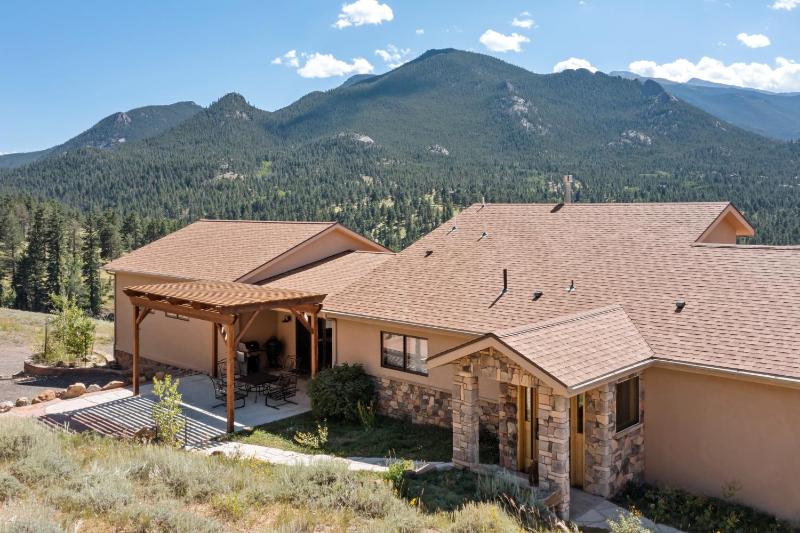Five-Bedroom House image 2