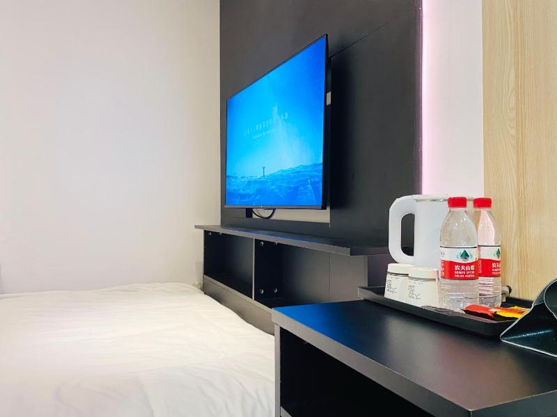 Dayin - Nanjing Road & People's Square & The Bund-24hour Front desk service - image 14