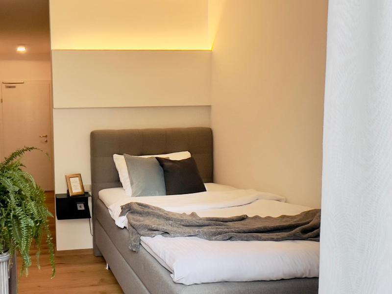 Single Room image 1