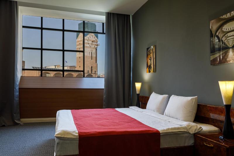 Executive Suite image 1