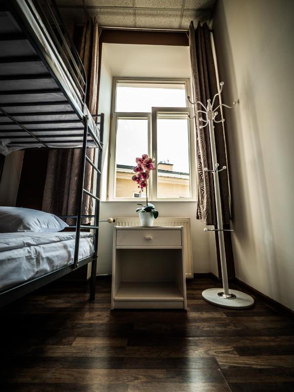 Hostel Pod Basztą - image 25
