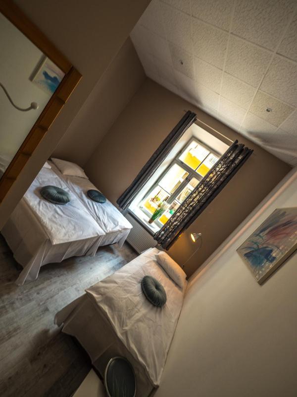 Hostel Pod Basztą - image 45