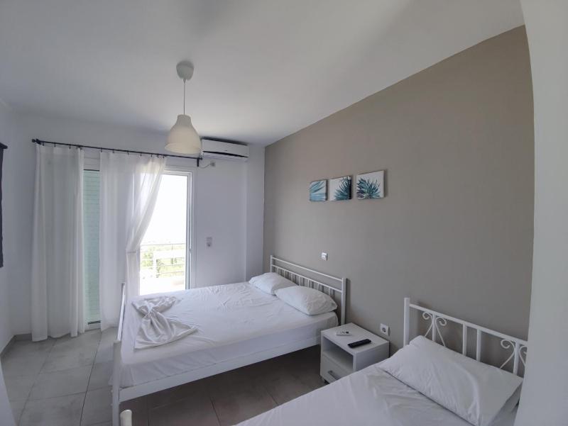 Penelope & Michael Rooms - image 3