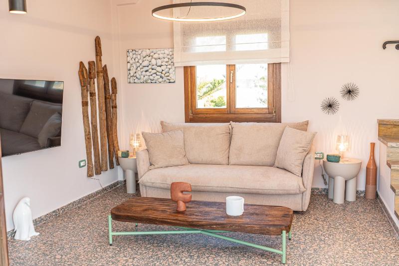 Pink Panther Maisonette Suite - image 37