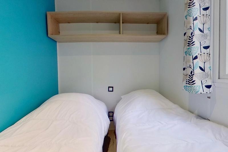 Mobile Home image 4