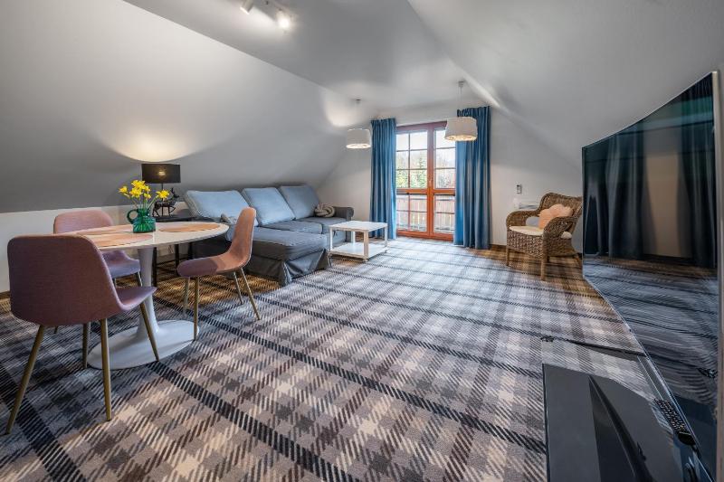 Deluxe Double or Twin Room with Balcony image 1