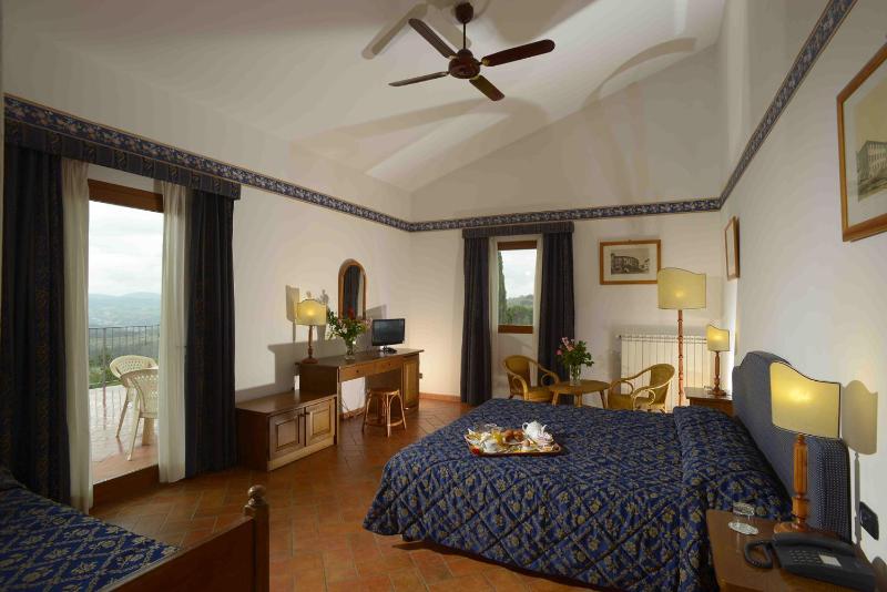 Double Room image 1