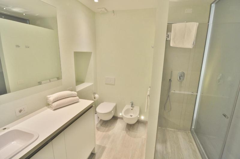 One-Bedroom Apartment with Sofa Bed - Separate Building image 3