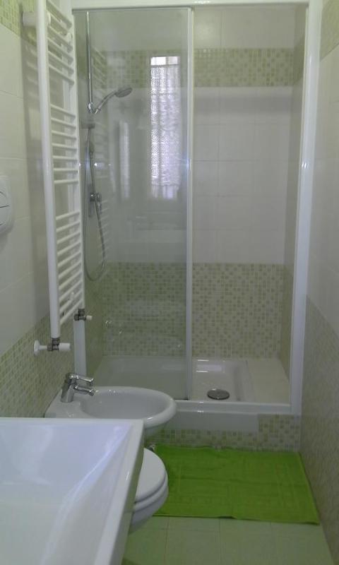 Triple Room with Private Bathroom image 3