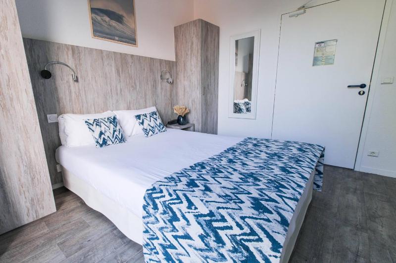 Superior Single Room image 2