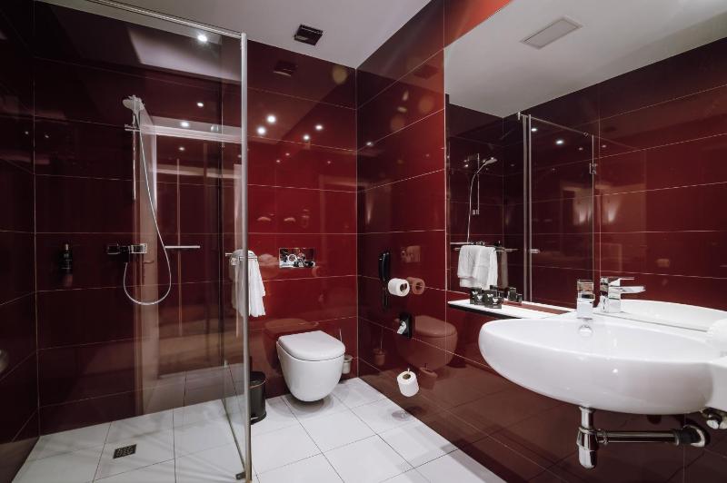 Executive Suite image 1