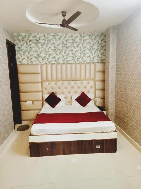 Hotel Robin Inn - image 7