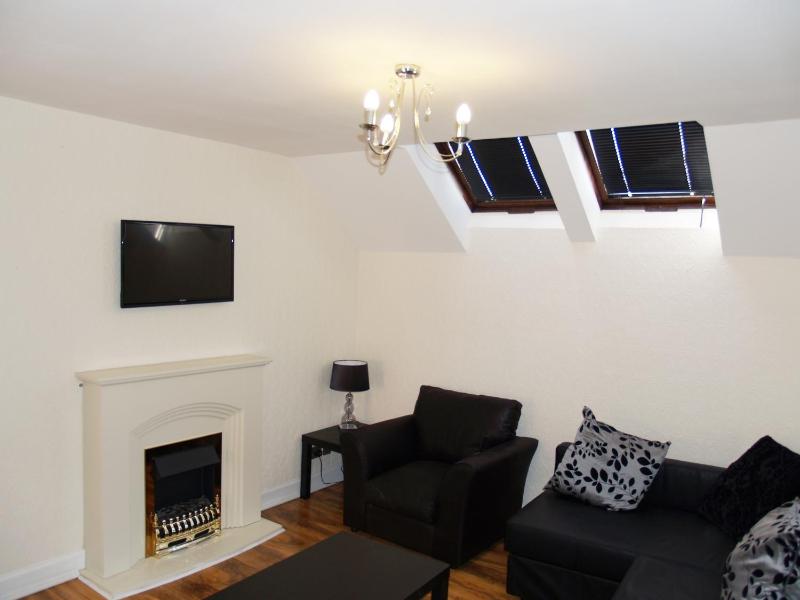 One-Bedroom Apartment 6 image 4