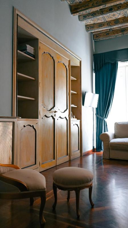 Triple Room with Private External Bathroom image 2