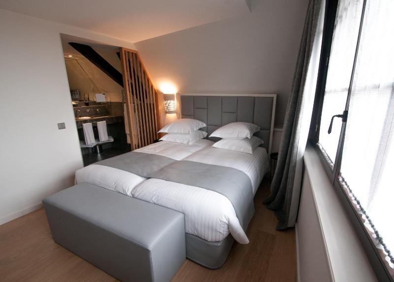 Privilege Double Room image 1