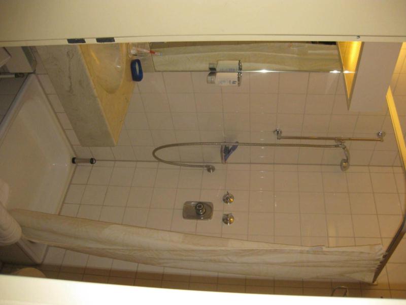 Single Room image 3