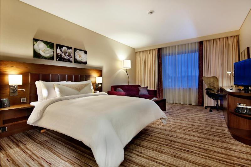 King Room image 3