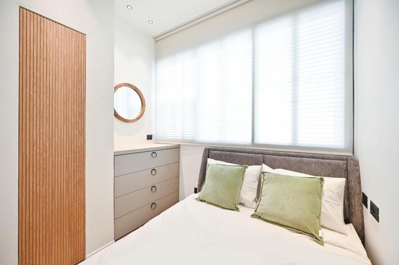 Stylish 3BR close to the beach by HolyGuest - image 4