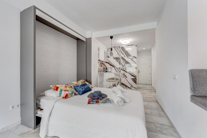 Graceful brand new studios in Altamira - image 9