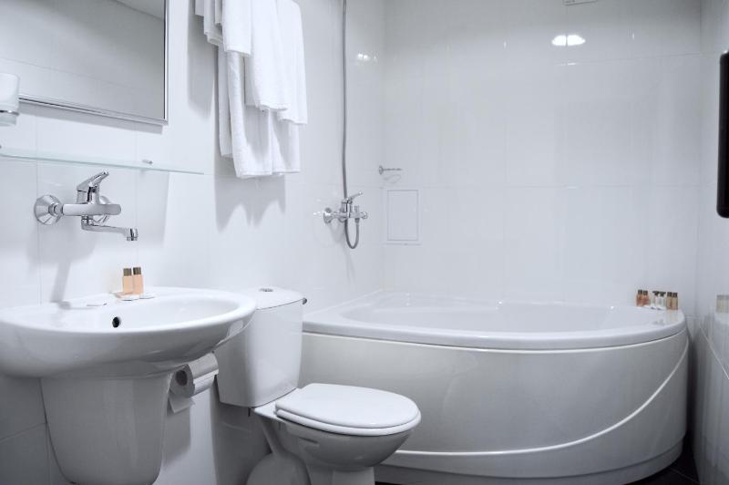 Junior Suite with Mountain View image 3