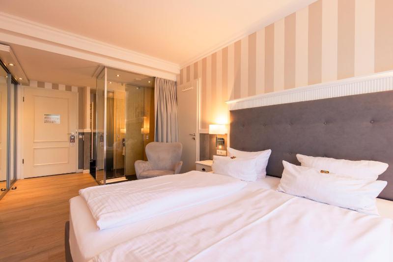 Comfort Double Room image 4