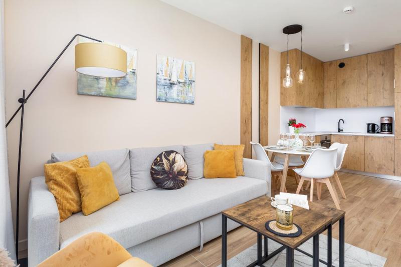 Perłowa Przystań Seaside Apartment by Noclegi Renters - image 2