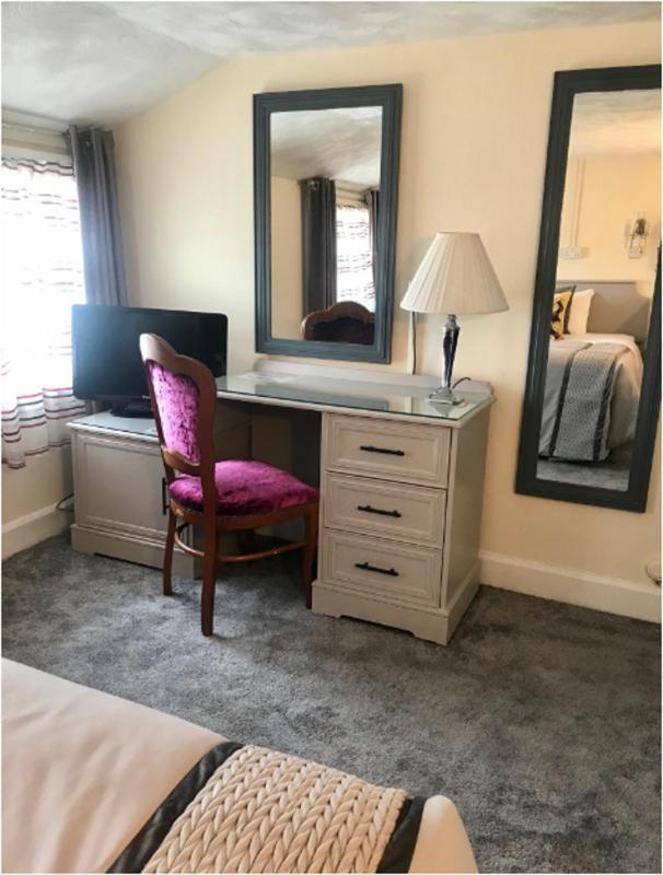 Executive Single Room image 3
