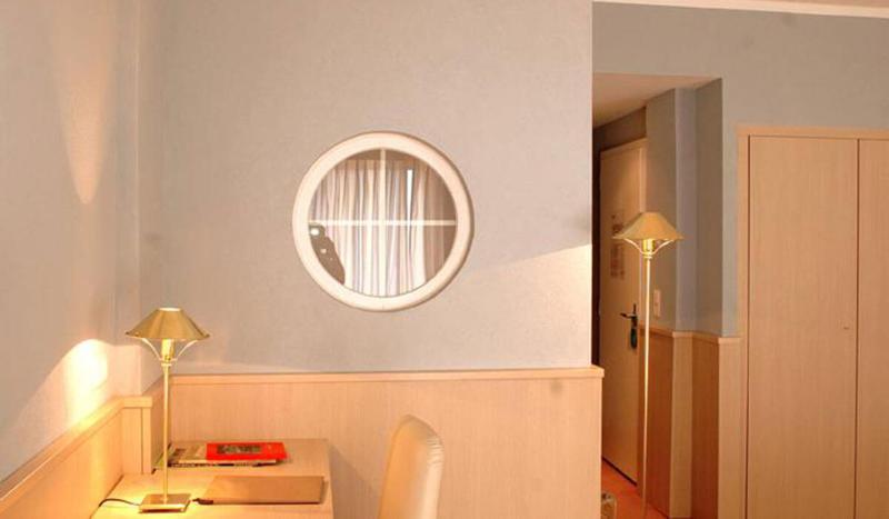 Standard Double Room with Balcony - Special Offer image 4