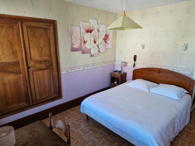 Superior Double Room image 2