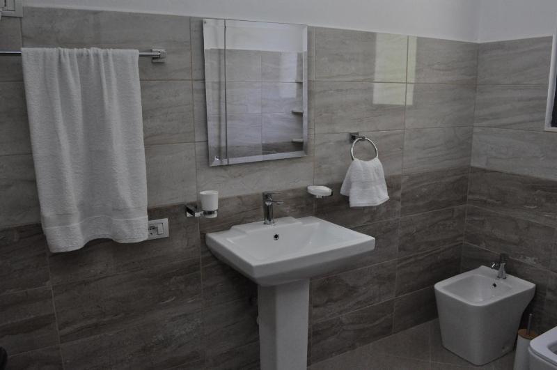 Timber Guest House - image 6