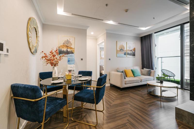 Shendo 1BR Metropolis Central Apartment Ba Dinh - image 11