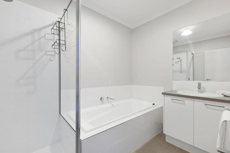 Seagrove Getaway - image 2
