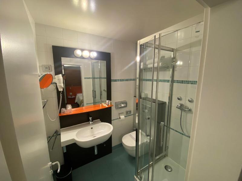 Economy Double Room  image 2