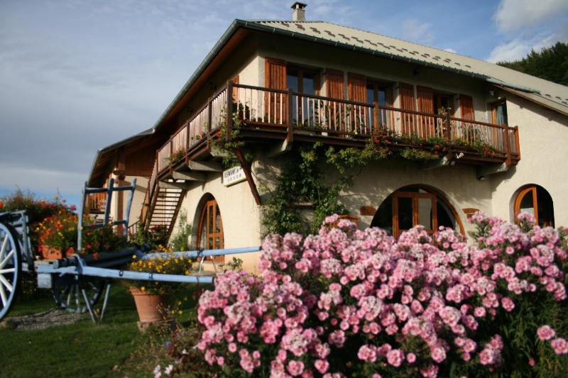 Apartment with Garden View image 4