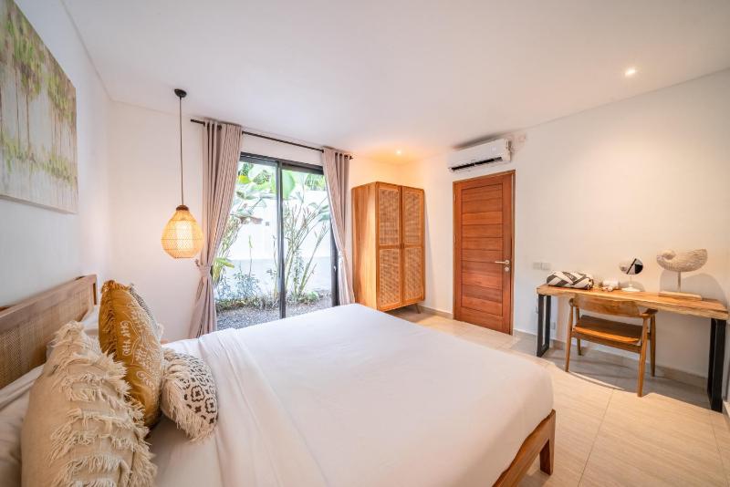 Villa Anna - Stylish 3BR Brand New Villa in Canggu - image 11