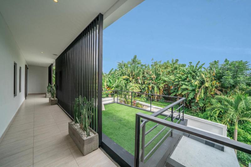 Villa Anna - Stylish 3BR Brand New Villa in Canggu - image 36