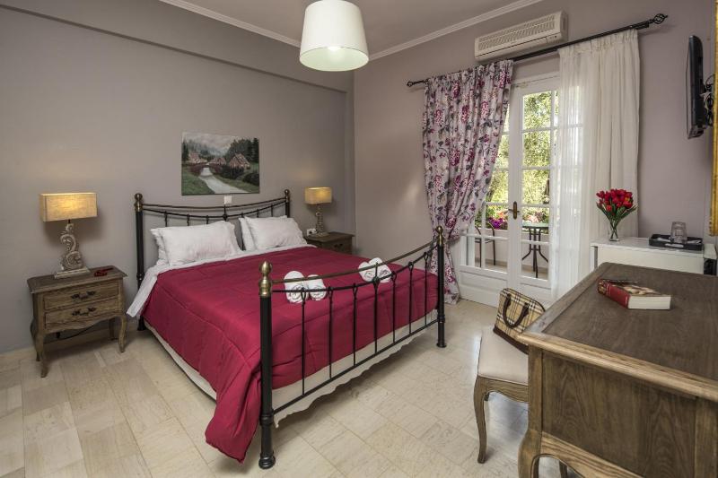Vassilis Guest House - image 37