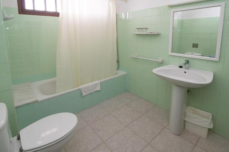 Single Room with Balcony image 3