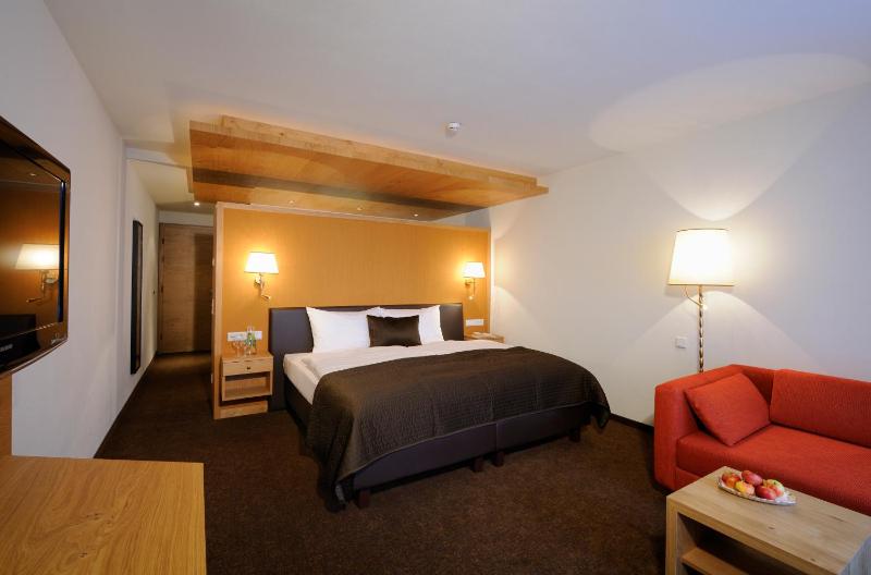 Deluxe Junior Suite image 2
